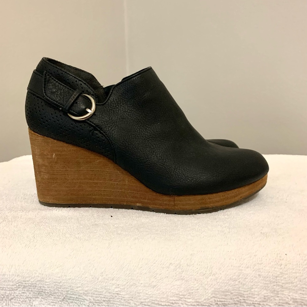 Dr Scholl’s Black Wedge Zip Ankle Shoe